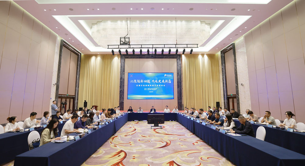 62349418.jpg 62349418.jpg